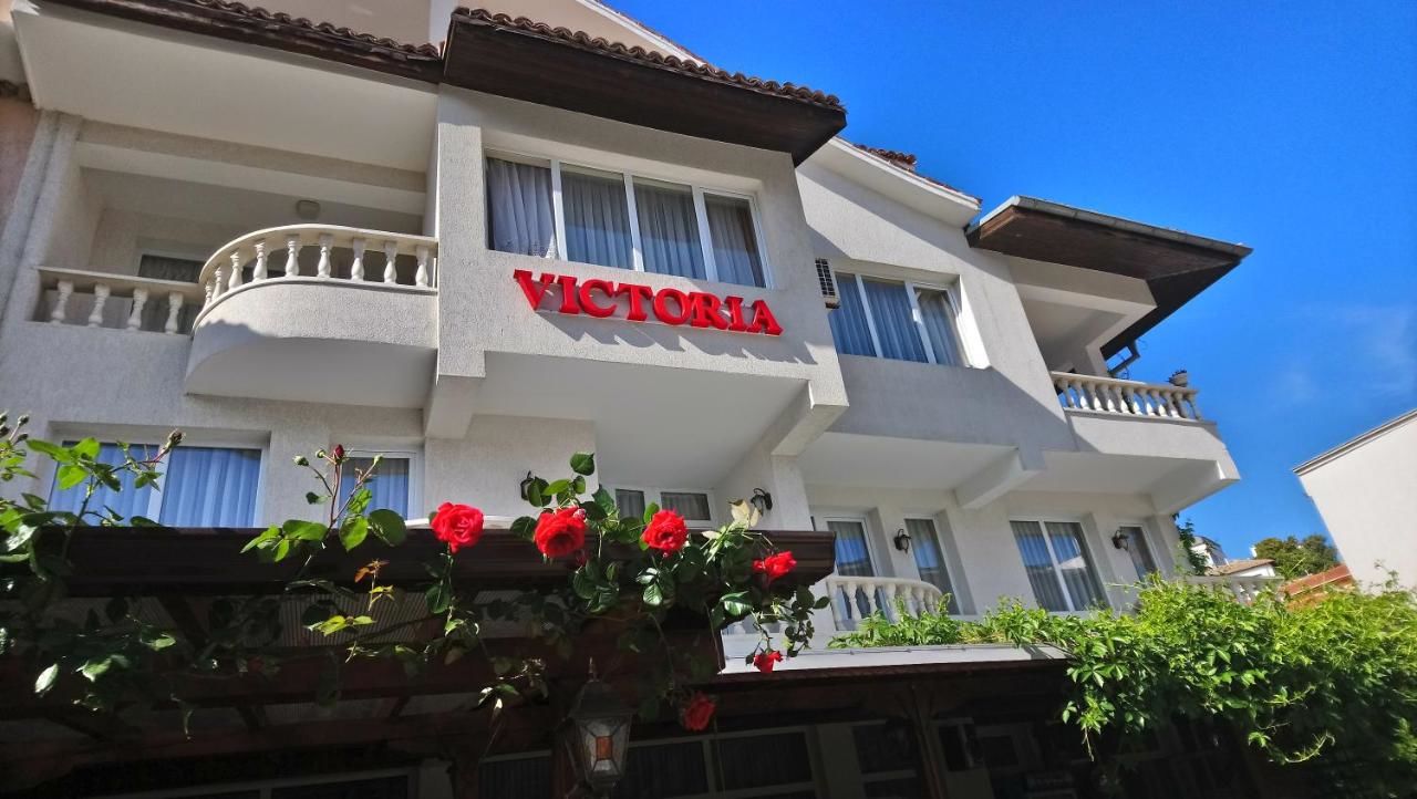 Отель Victoria Family Hotel Балчик-15